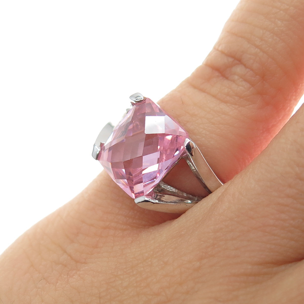 925 Sterling Silver Radiant-Cut Pink C Z Modernist Ring Size 5.25