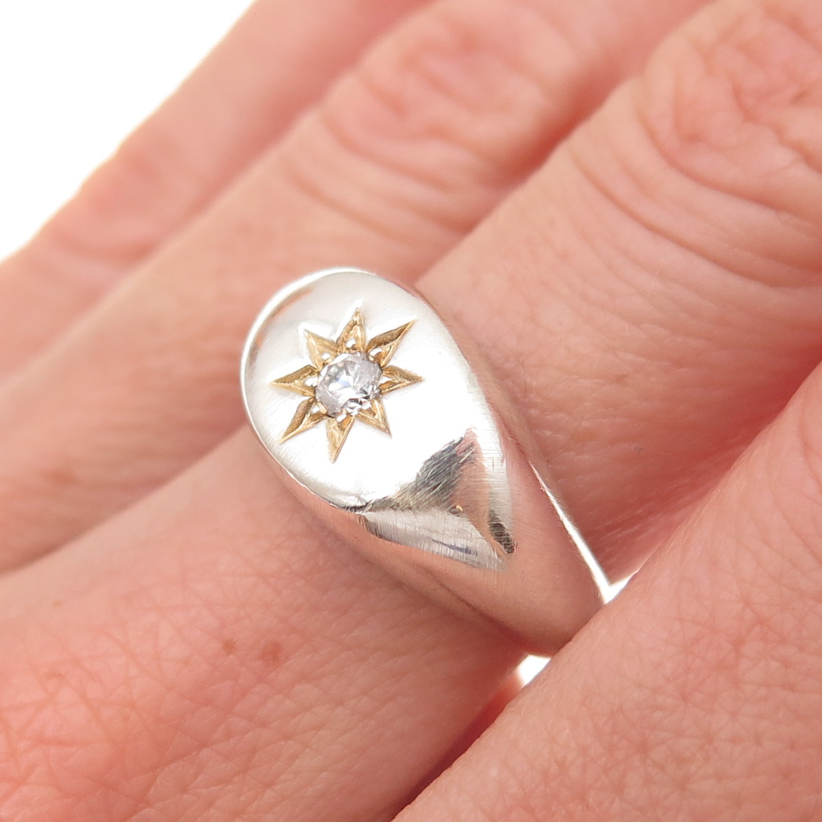 925 Sterling Silver Vintage Round-Cut C Z Sun Signet Ring Size 7