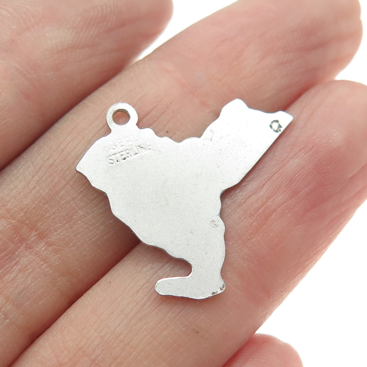 BEAU 925 Sterling Silver Vintage Enamel "New York" State Map Pendant