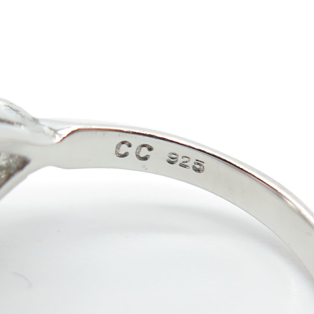 925 Sterling Silver Round & Triangle-Cut Shaped C Z Ring Size 7