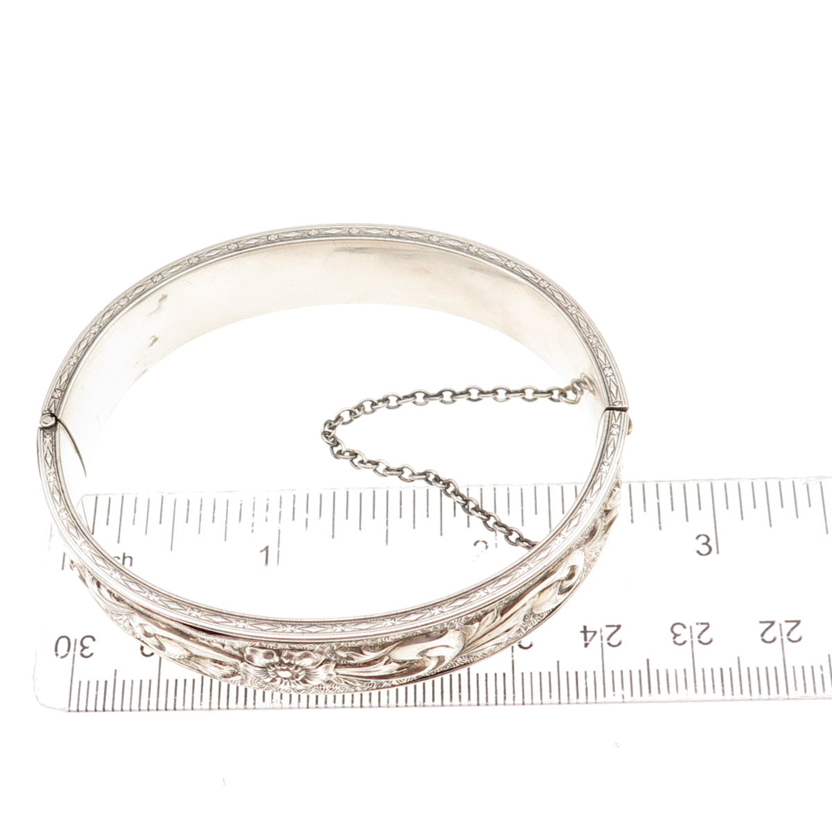 Dunn Bros Sterling Silver Antique Art Deco Floral Repousse Bangle Bracelet 7"