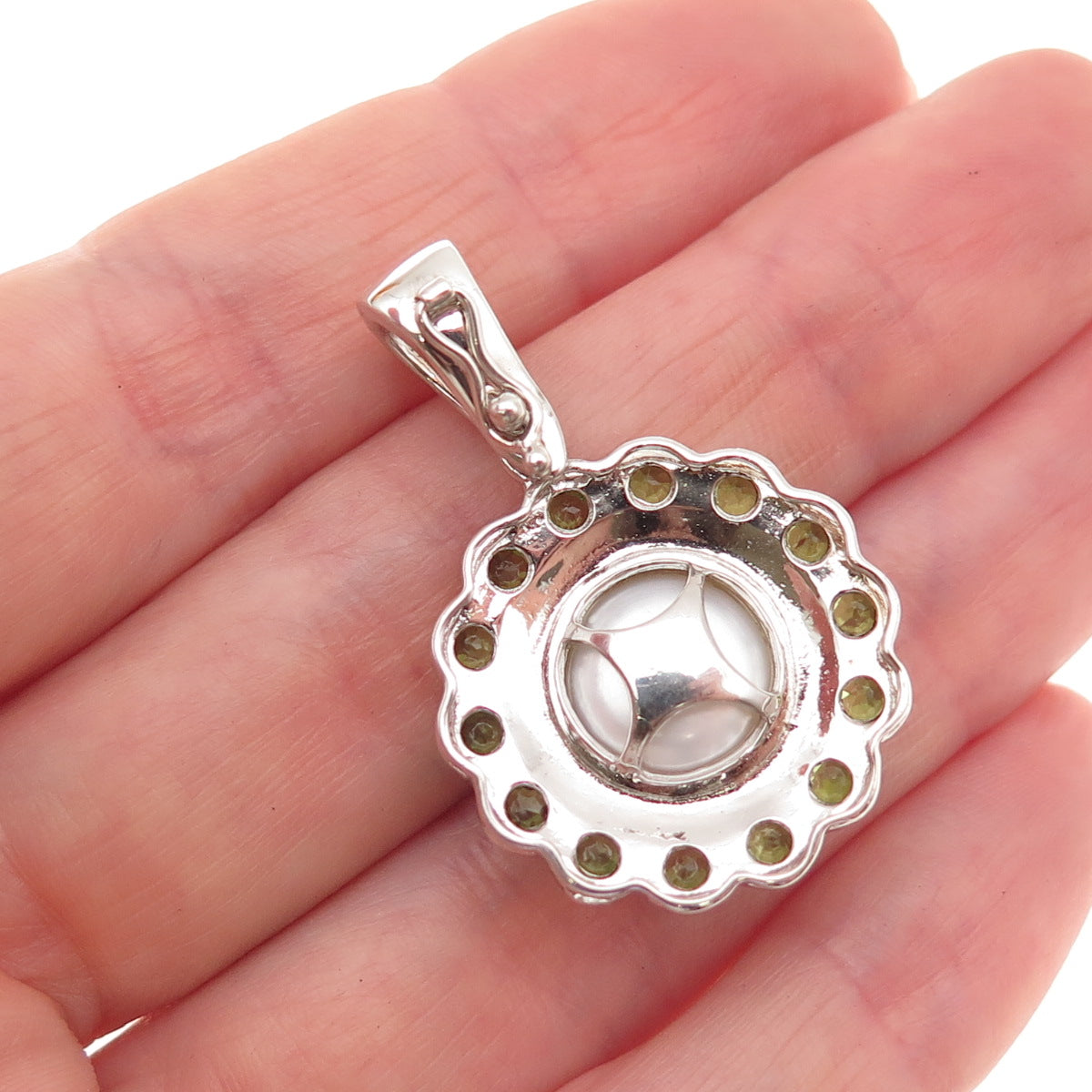 925 Sterling Silver Real Pearl & Round-Cut Peridot Charm Pendant