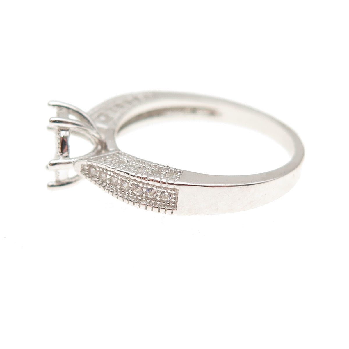 925 Sterling Silver Round-Cut C Z Engagement Ring Size 6.75