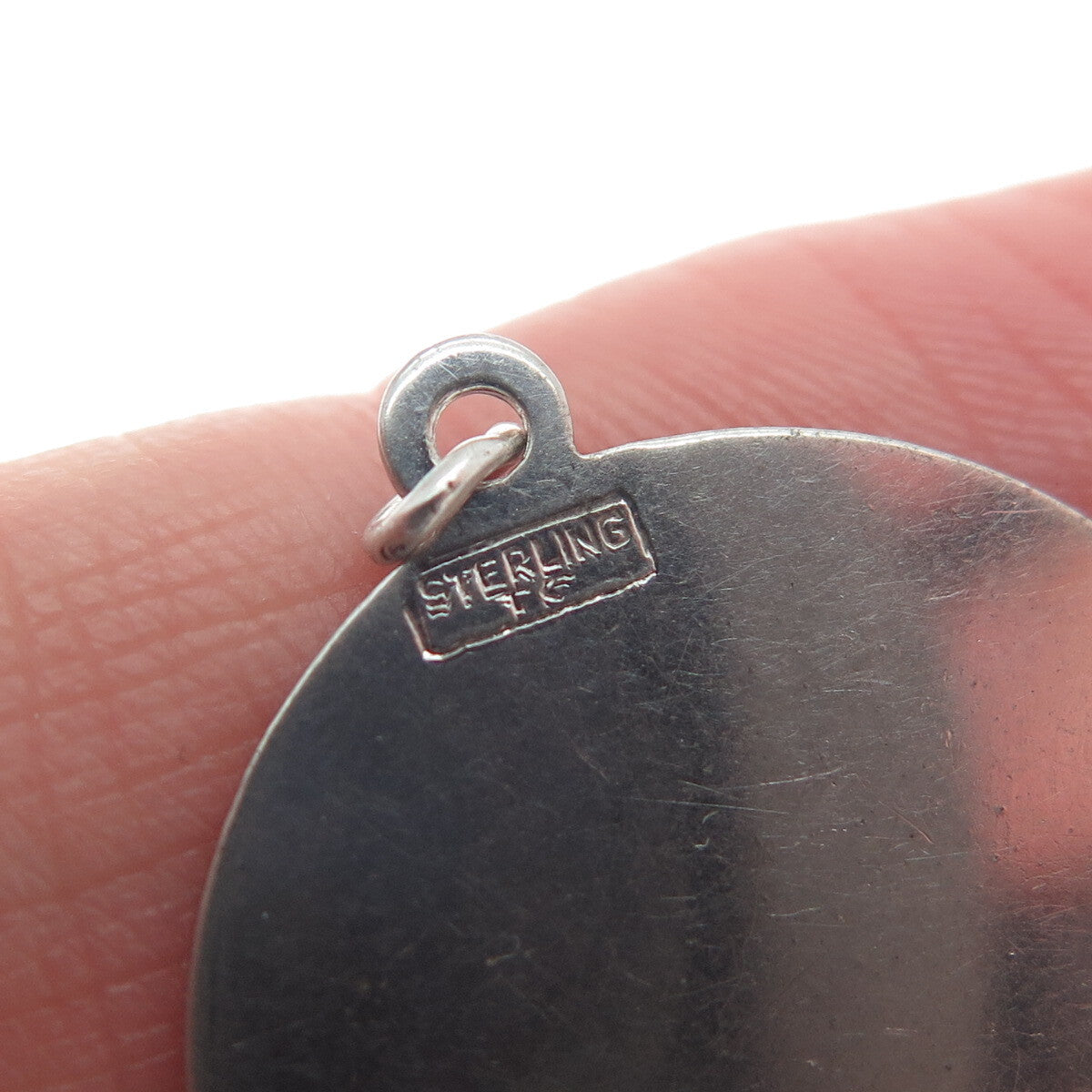TOWN & COUNTRY 925 Sterling Silver Vintage Merry Christmas Round Tag Pendant