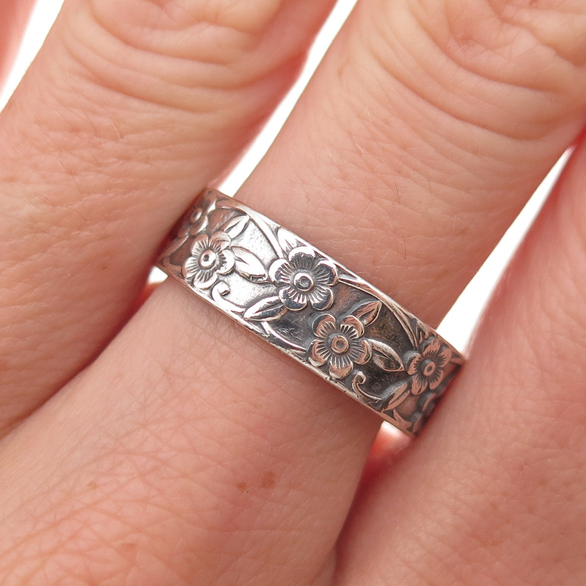 925 Sterling Silver Antique Art Deco Cherry Blossom Oxidized Ring Size 9