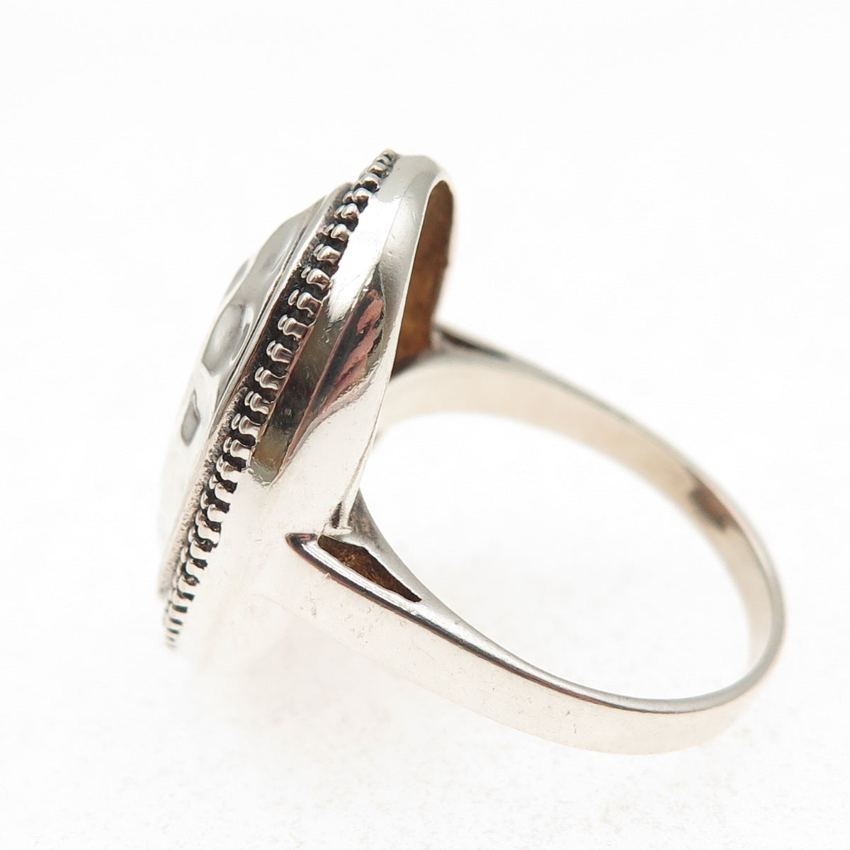 925 Sterling Silver Vintage Modernist Hammered Oxidized Ring Size 8