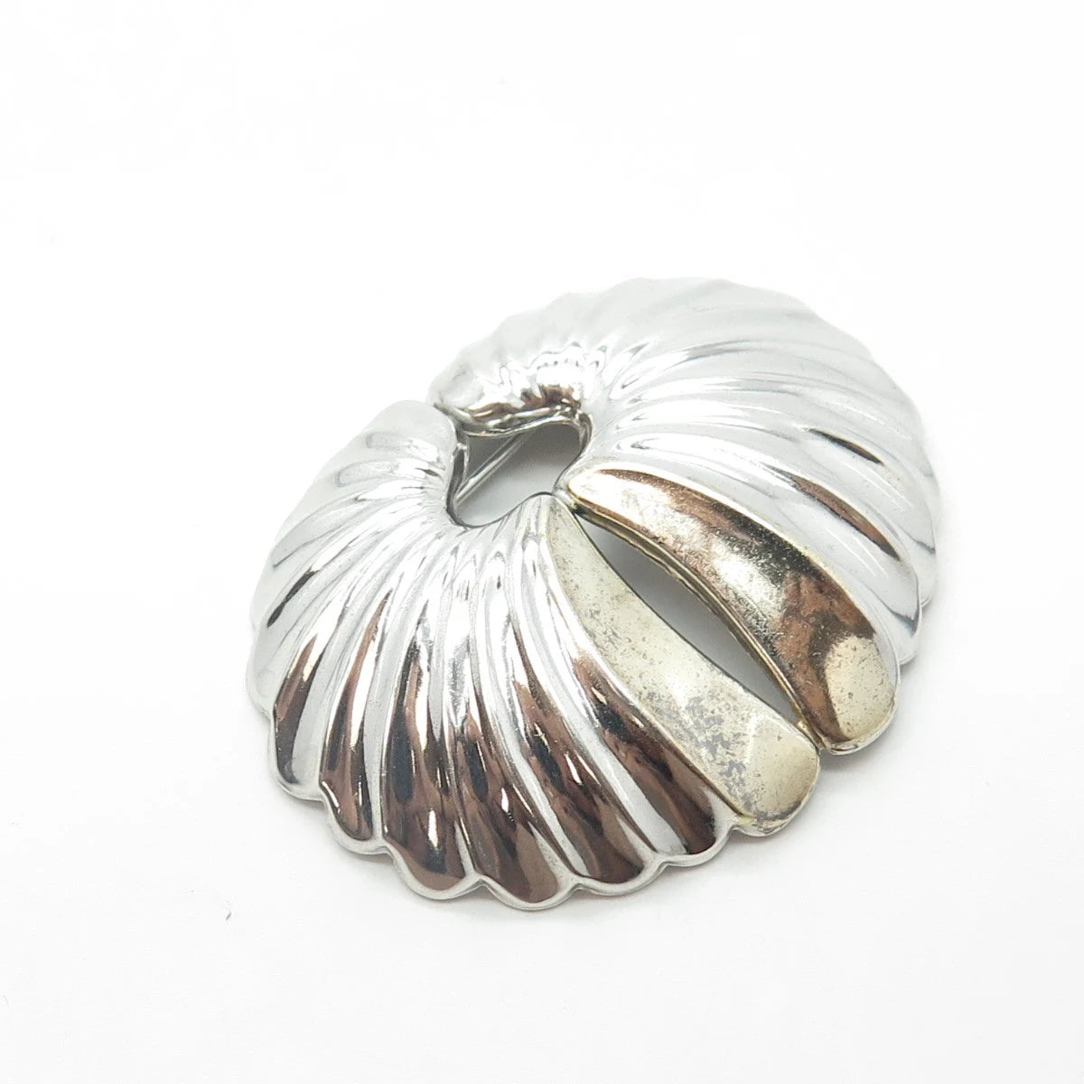 925 Sterling Silver Vintage Ribbed Shell Modernist Pin Brooch