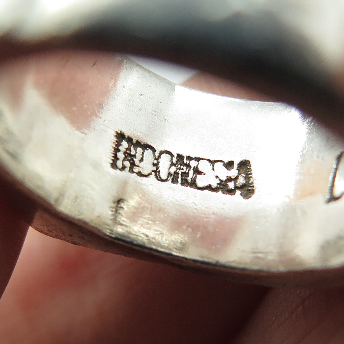 LOIS HILL 925 Sterling Silver Vintage Granulated Scroll Oxidized Ring Size 7.5