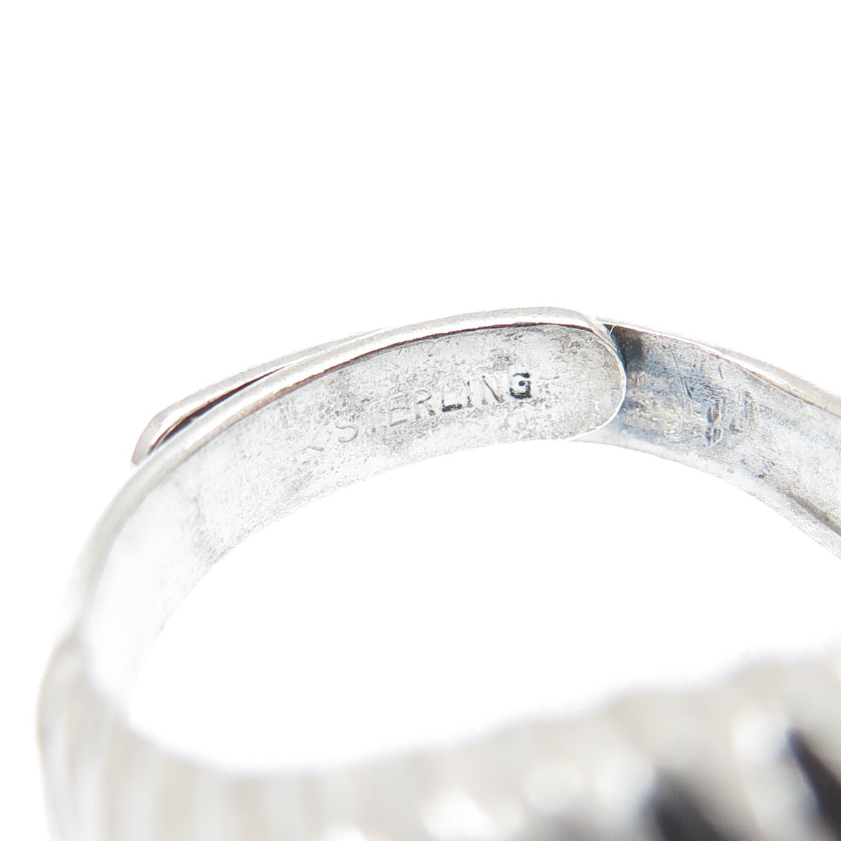 925 Sterling Silver Vintage Ribbed Dome Adjustable Ring Size 7.75