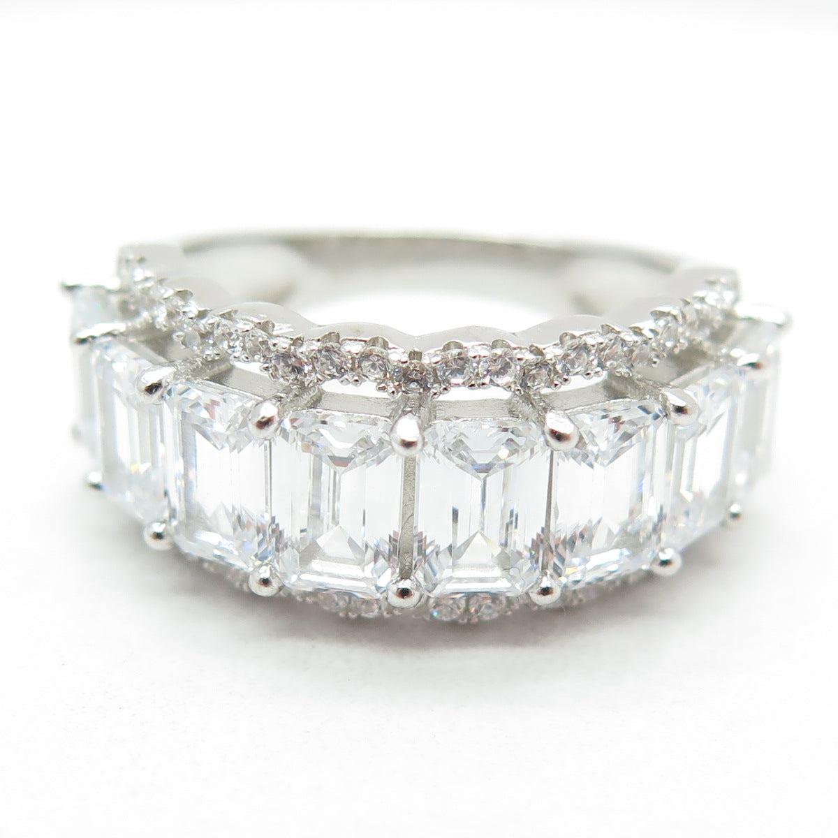 925 Sterling Silver Emerald & Round-Cut C Z Promise Ring Size 7