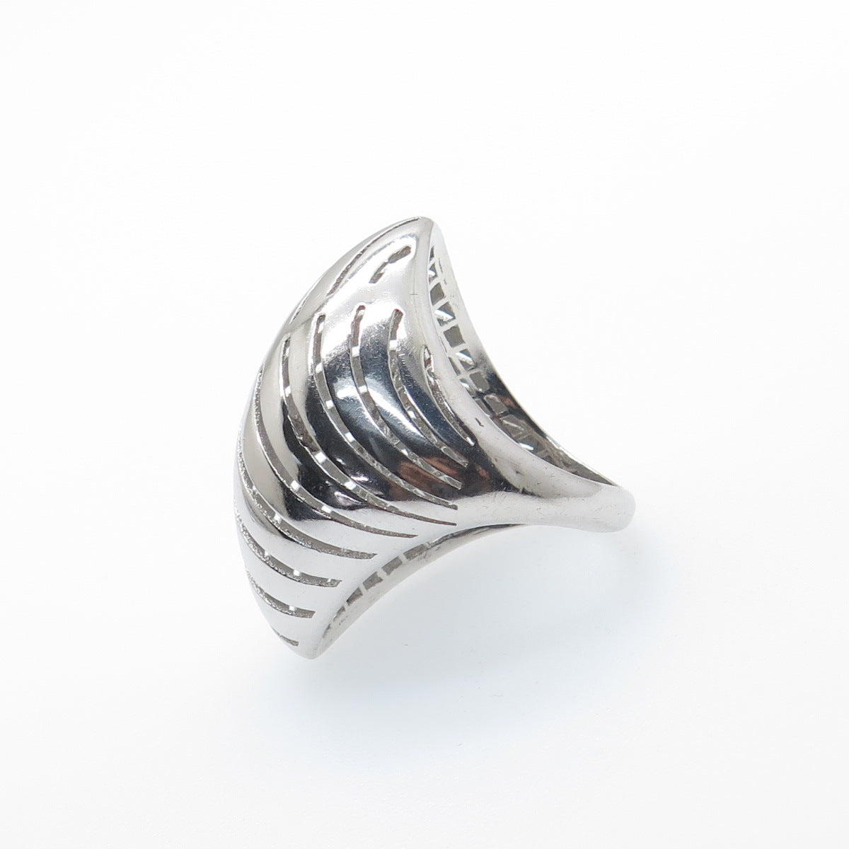 925 Sterling Silver Italy Modernist Rhombus Ribbed Dome Ring Size 6.75
