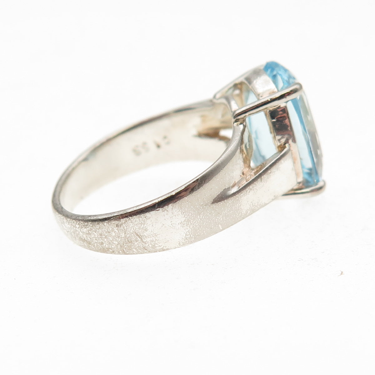 925 Sterling Silver Vintage Real Oval-Cut Blue Topaz Ring Size 7.25