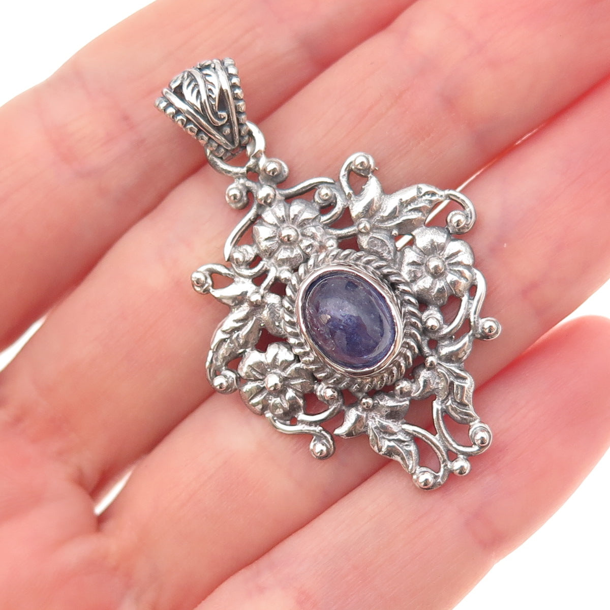 925 Sterling Silver Vintage Real Tanzanite Floral Oxidized Charm Pendant