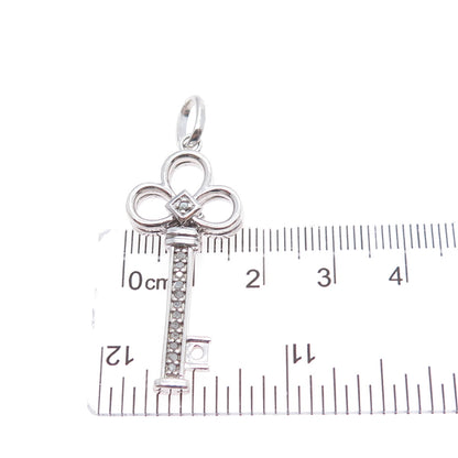 HN HENG NGAI 925 Sterling Silver Real Round-Cut Diamond Key Pendant