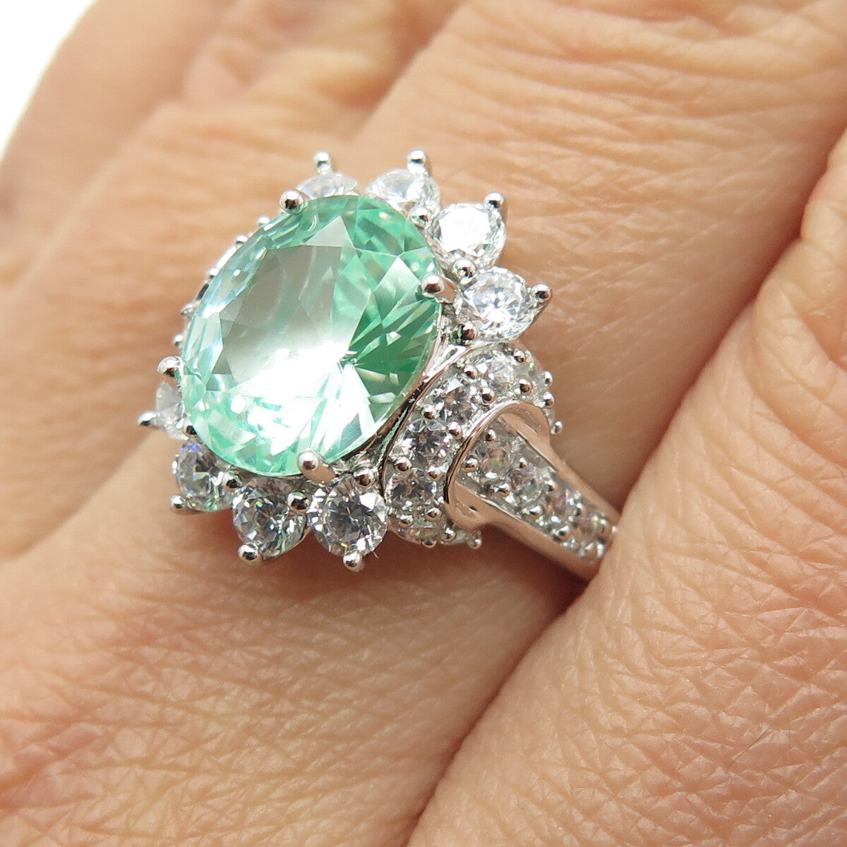 925 Sterling Silver Lab-Created Green Sapphire & C Z Ring Size 8