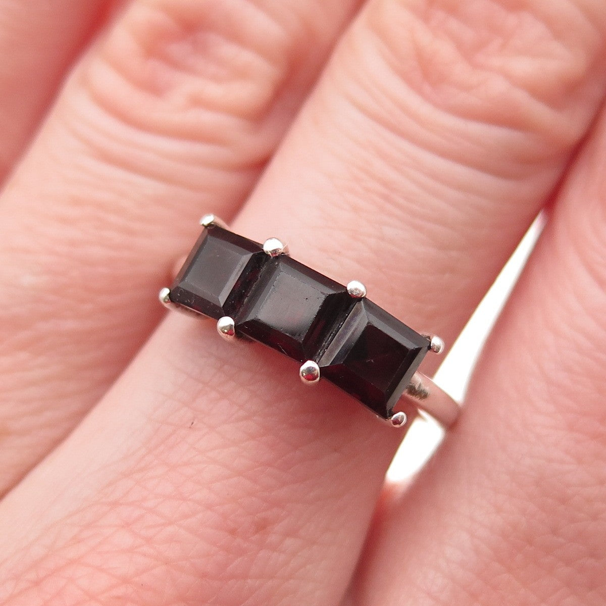 925 Sterling Silver Vintage Real Princess-Cut Red Garnet Ring Size 7.25