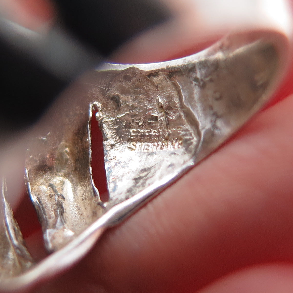 925 Sterling Silver Vintage Modernist Wavy Dome Oxidized Ring Size 7