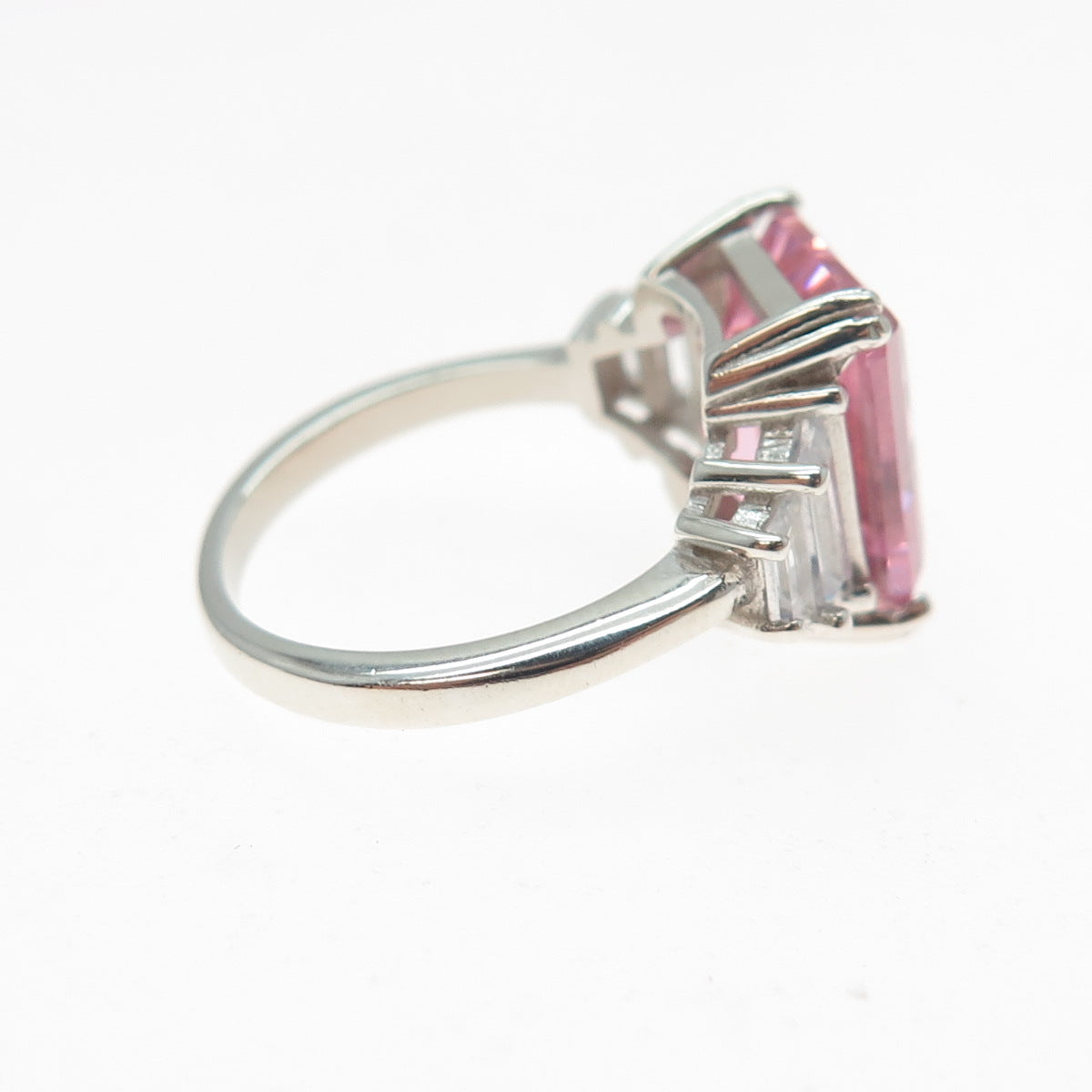 925 Sterling Vintage Emerald & Tapered Baguette-Cut Pink White C Z Ring Size 5.5