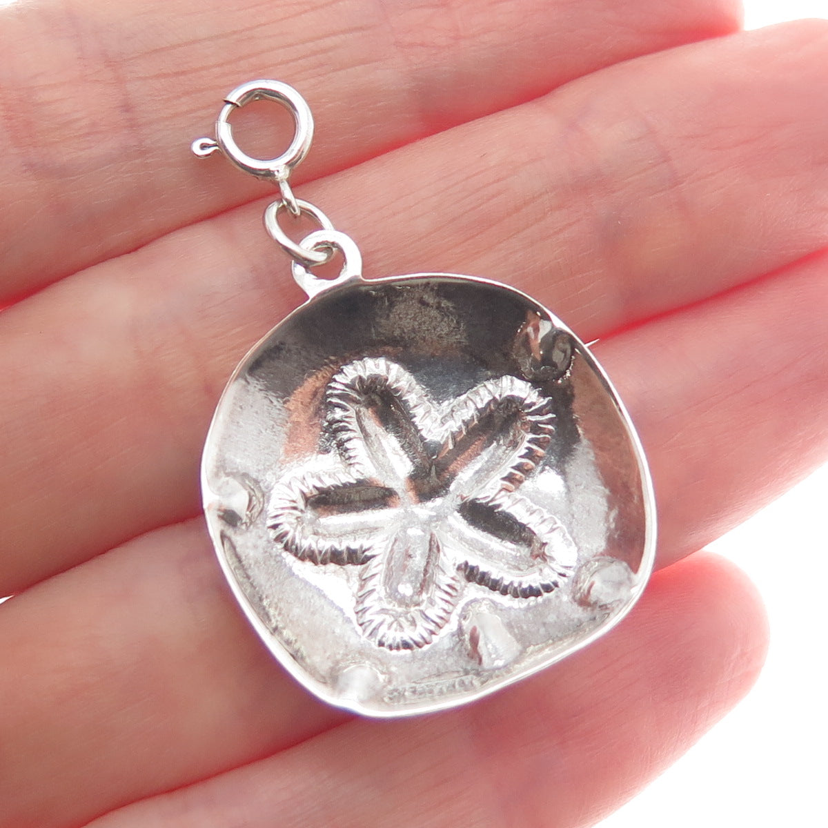 SX SALLY C 925 Sterling Silver Vintage Sand Dollar Minimalist Charm Pendant