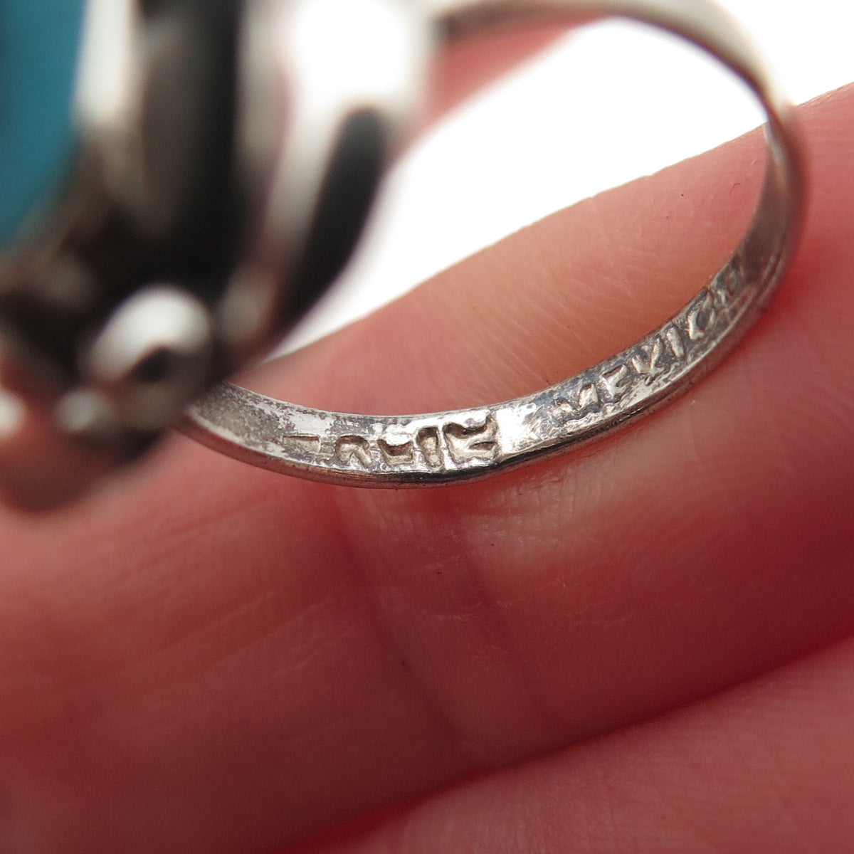 925 Sterling Silver Vintage Mexico Real Turquoise Modernist Oxidized Ring Size 6