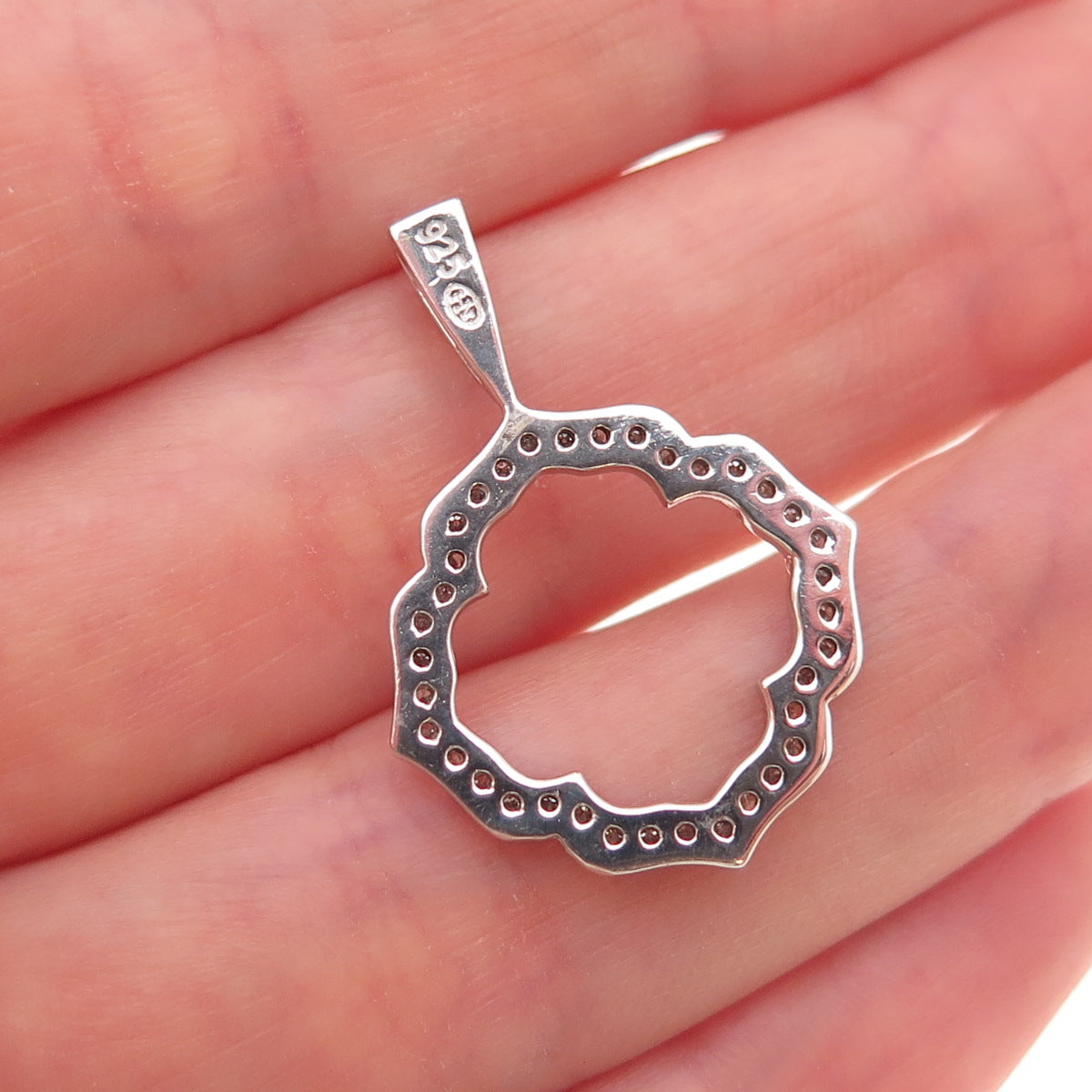 Heng Ngai 925 Sterling Silver Real Round-Cut Diamond Floral Charm Pendant