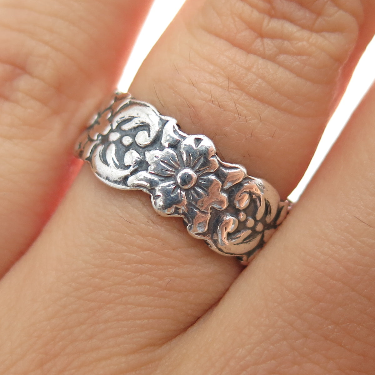 925 Sterling Silver Vintage Mexico Flower Oxidized Band Ring Size 7.5