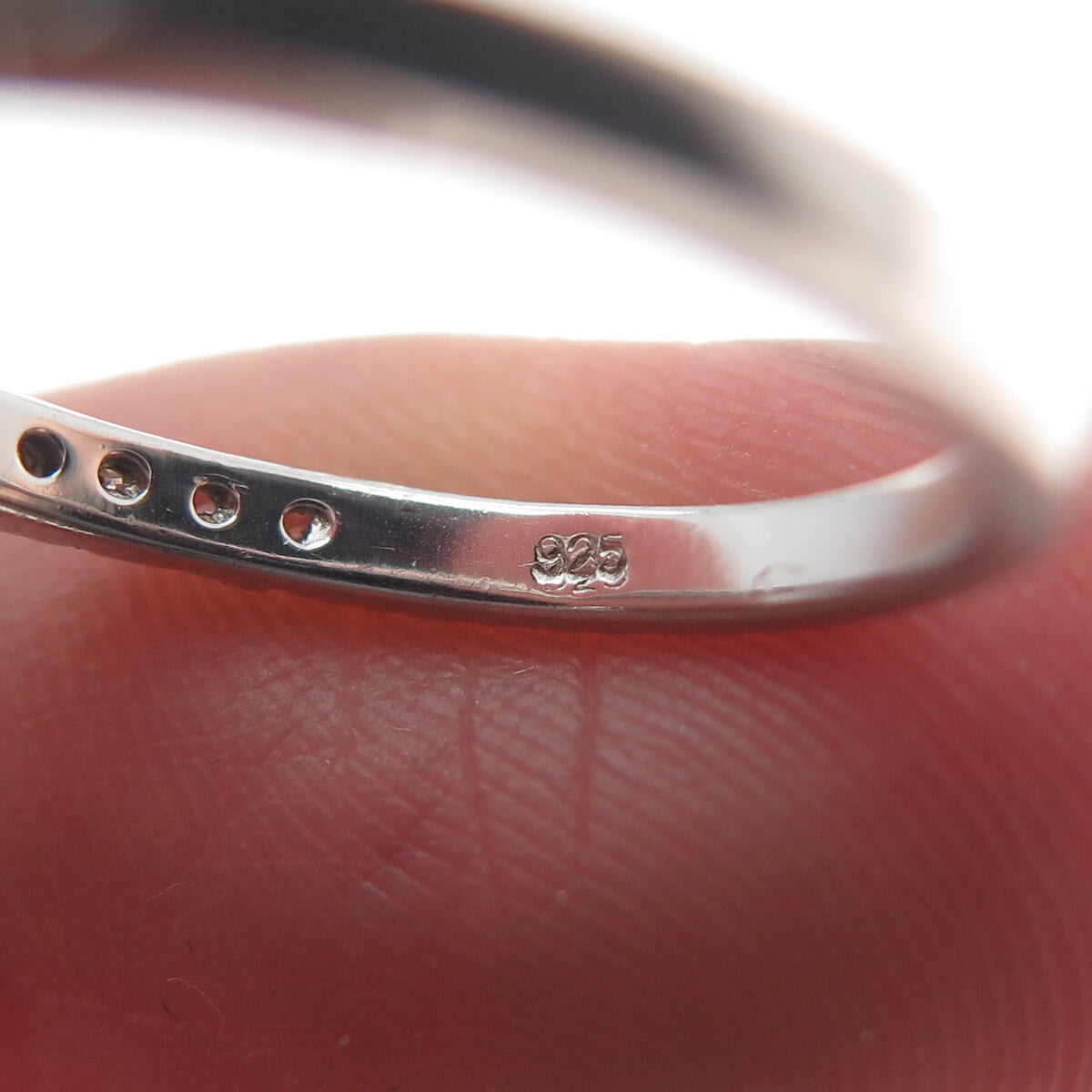 925 Sterling Silver Round-Cut Shaped C Z Ring Size 5.5
