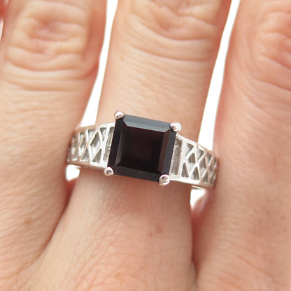 925 Sterling Silver Vintage Real Red Garnet Ring Size 10.25