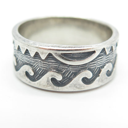925 Sterling Silver Vintage Wavy All Around Band Ring Size 7.5