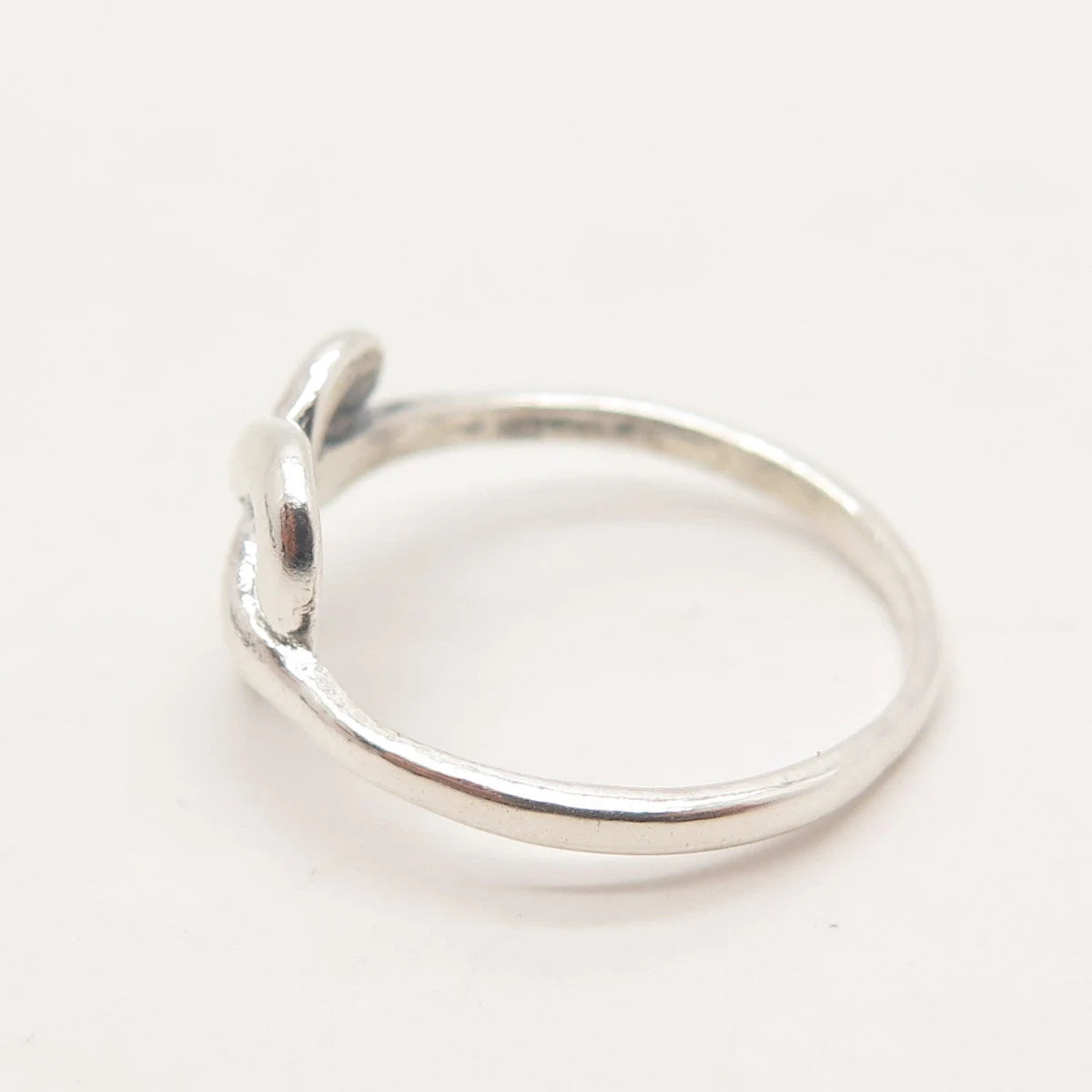 925 Sterling Silver Vintage Heart Knot Ring Size 8