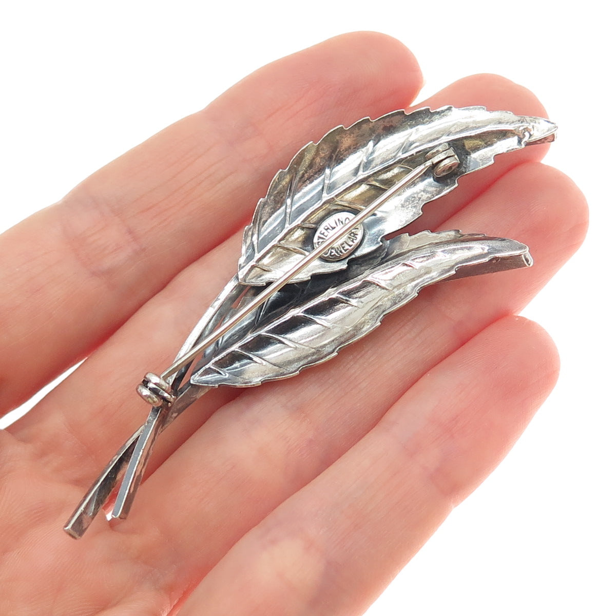 JEWELART 925 Sterling Silver Antique Art Deco Floral Leaf Oxidized Pin Brooch