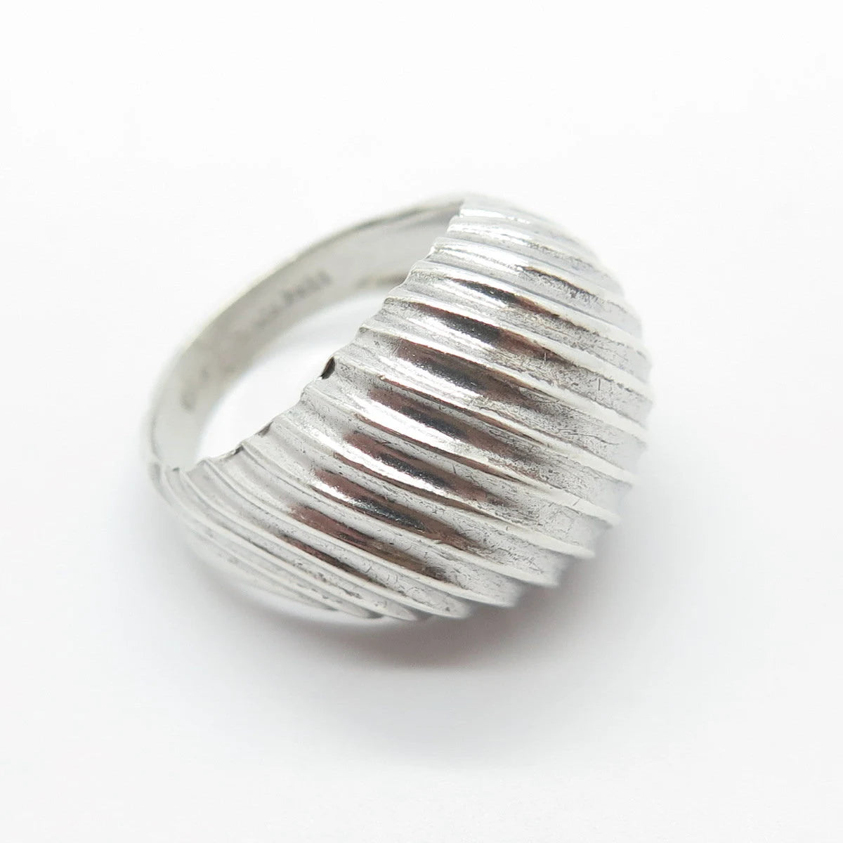 925 Sterling Silver Vintage Uncas Ribbed Domed Ring Size 6