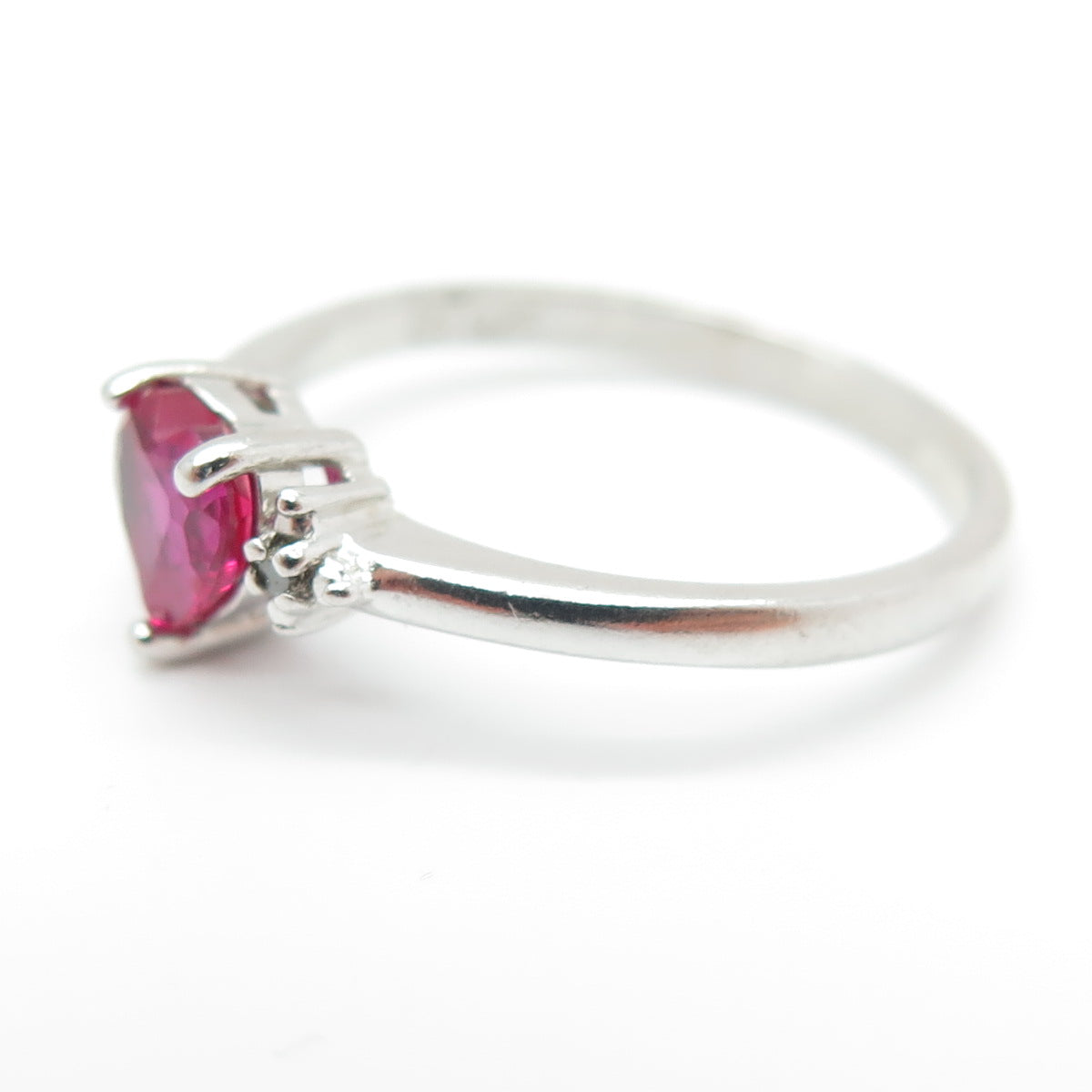 ROSS SIMONS 925 Sterling Silver Real Diamond Lab-Created Ruby Heart Ring Size 9