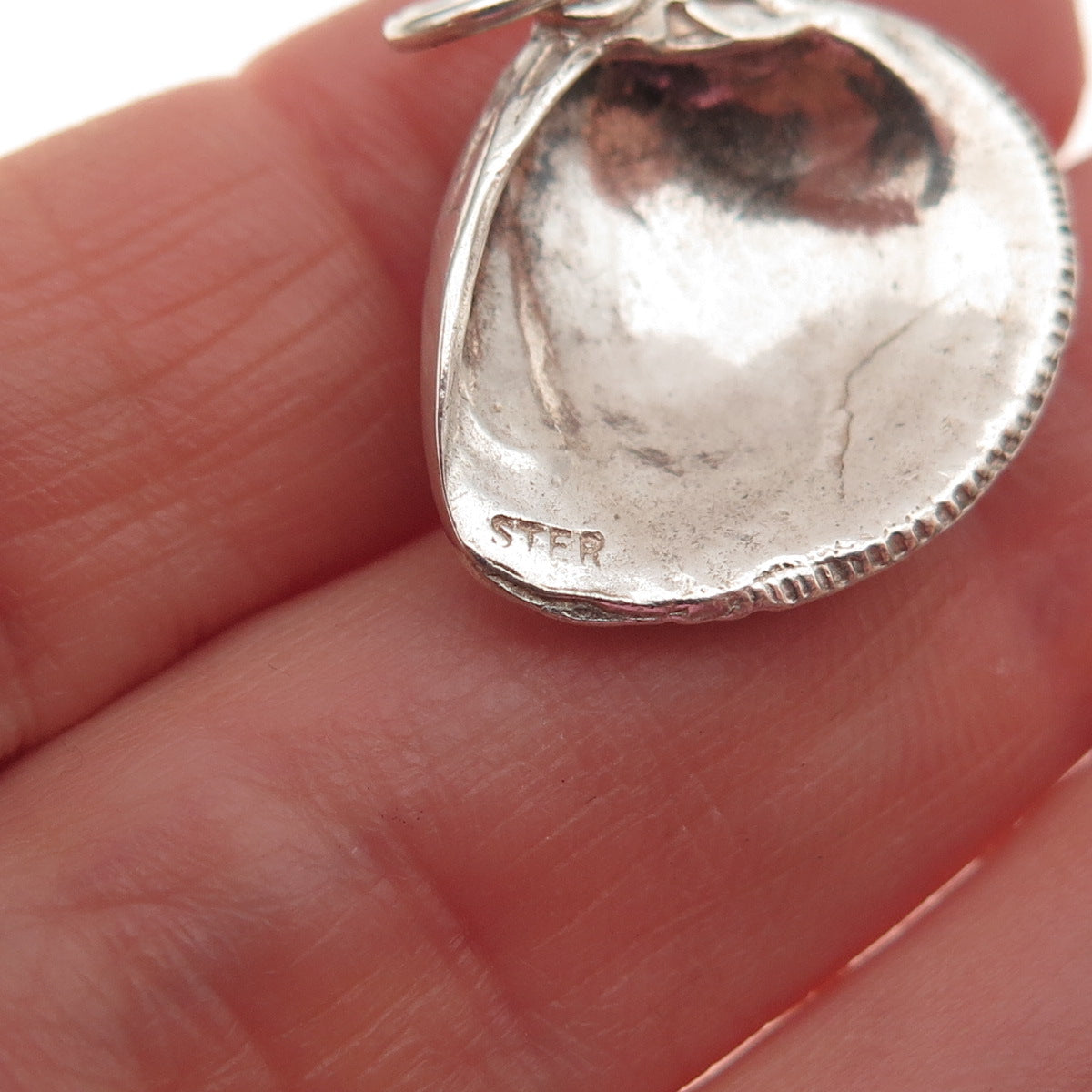 925 Sterling Silver Vintage Seashell Oxidized Charm Pendant