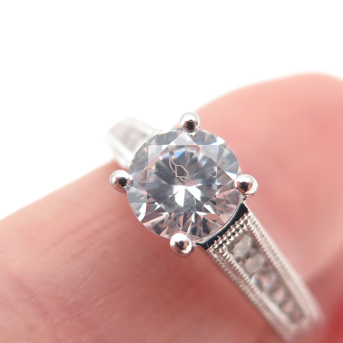 925 Sterling Silver Round-Cut C Z Engagement Ring Size 6.5
