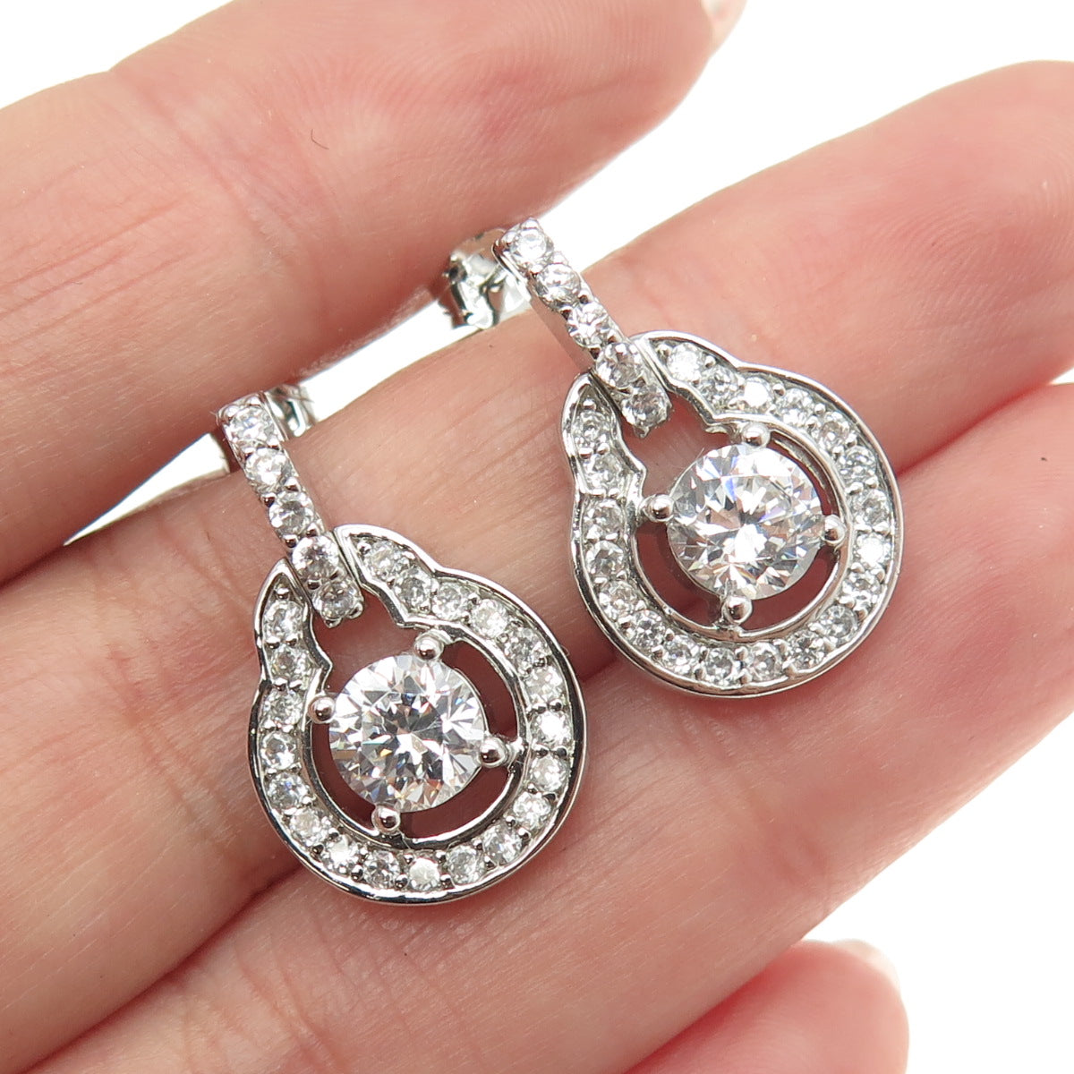 925 Sterling Silver Round-Cut C Z Sparkling Earrings