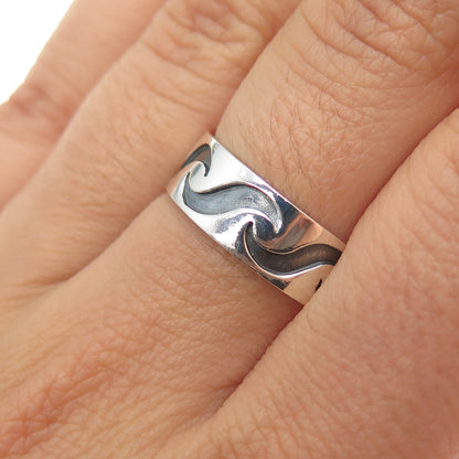 925 Sterling Silver Vintage Modernist Wavy Oxidized Band Ring Size 8