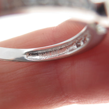 925 Sterling Silver Real Round-Cut Diamond & Oval-Cut Peridot Ring Size 7.25