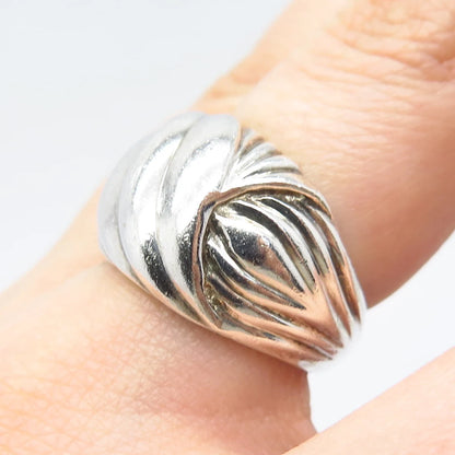 925 Sterling Silver Vintage Ribbed Ring Size 7.25