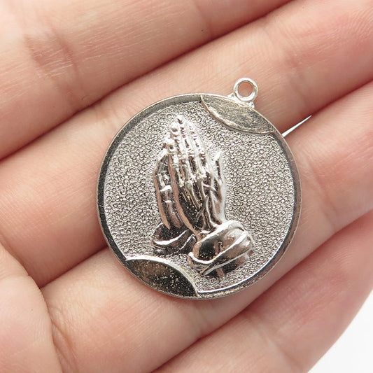 925 Sterling Silver Vintage TC Hands In Prayer Textured Round Pendant