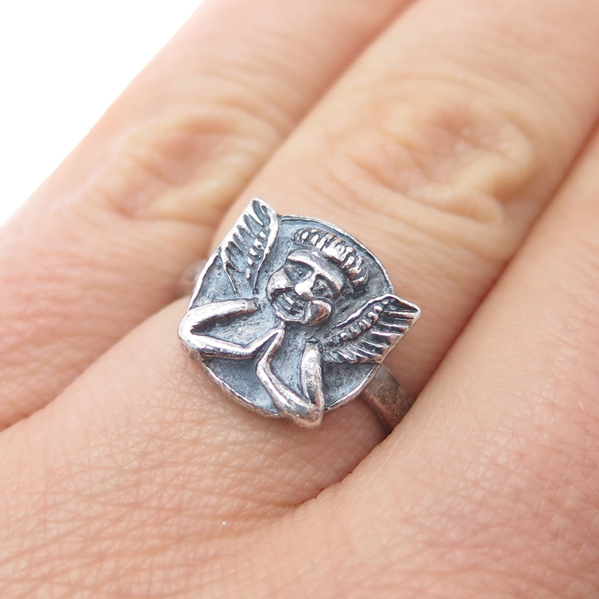 925 Sterling Silver Vintage Cherub Oxidized Ring Size 5.5