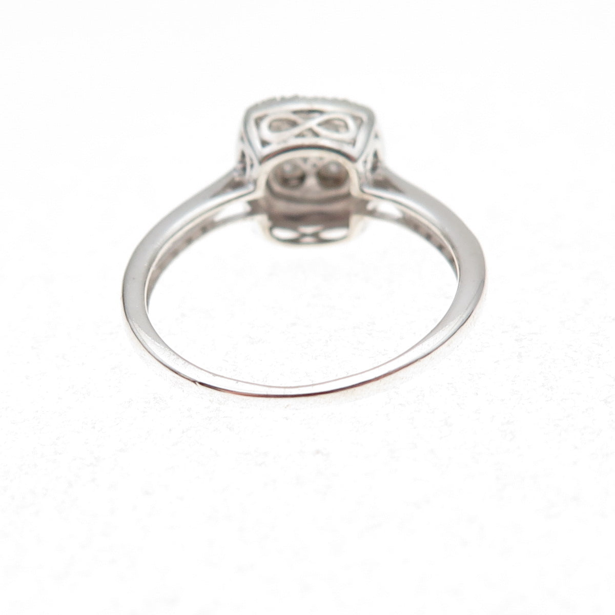 SK9 Allure Gems 925 Sterling Silver Real Diamond Engagement Ring Size 6