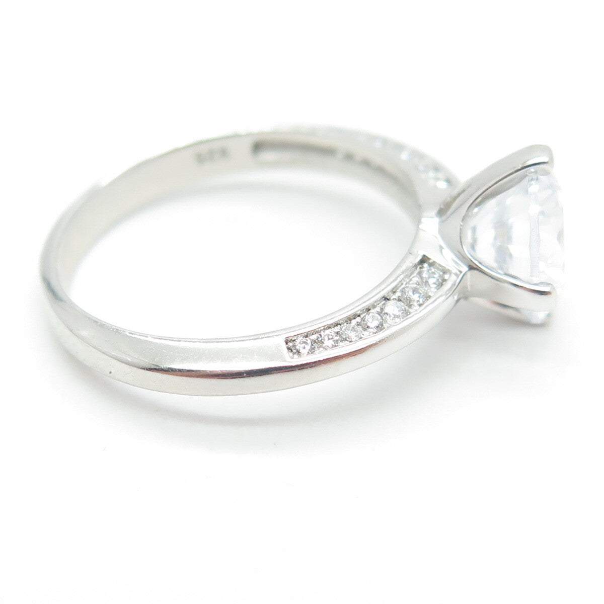 925 Sterling Silver Round-Cut Shaped C Z Engagement Ring Size 7