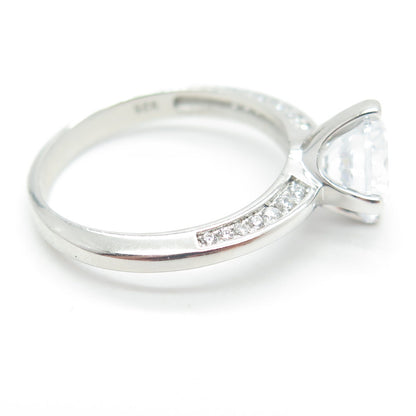 925 Sterling Silver Round-Cut Shaped C Z Engagement Ring Size 7