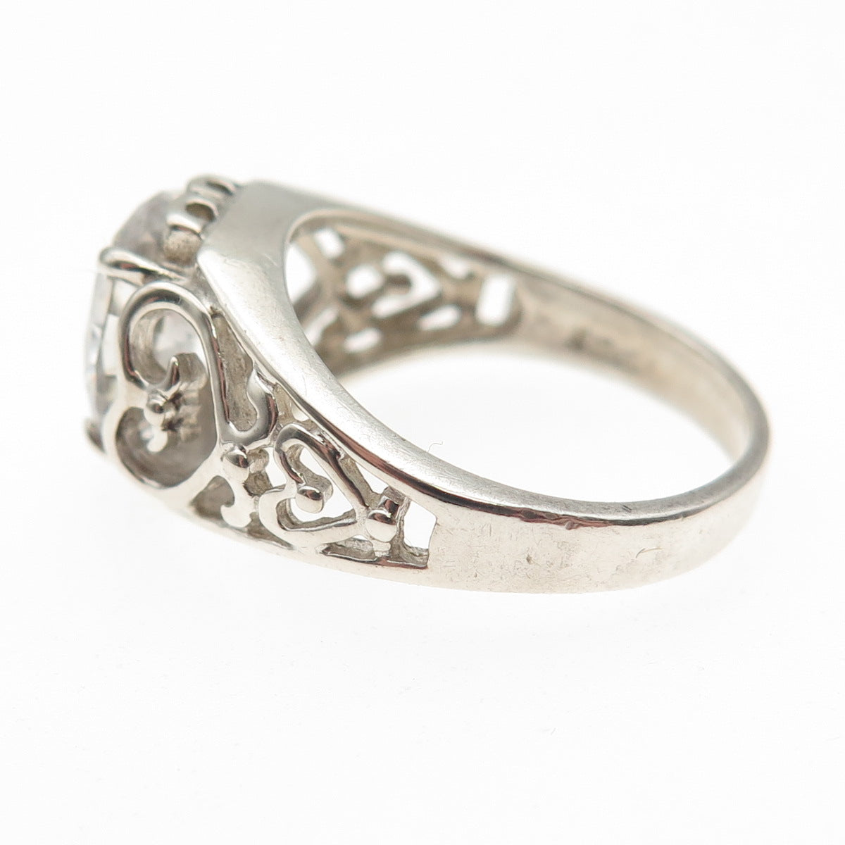 Chateau D’Argent Sterling Silver Vintage Oval-Cut C Z Heart Promise Ring Size 7