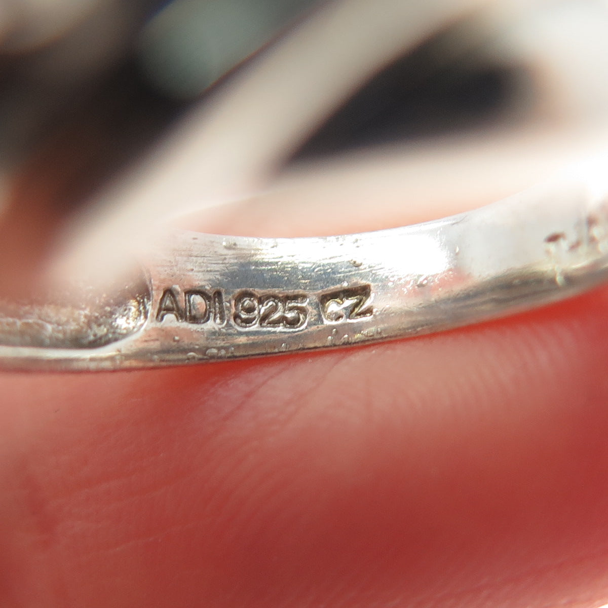 925 Sterling Silver Vintage Triangle-Cut C Z Modernist Ring Size 7