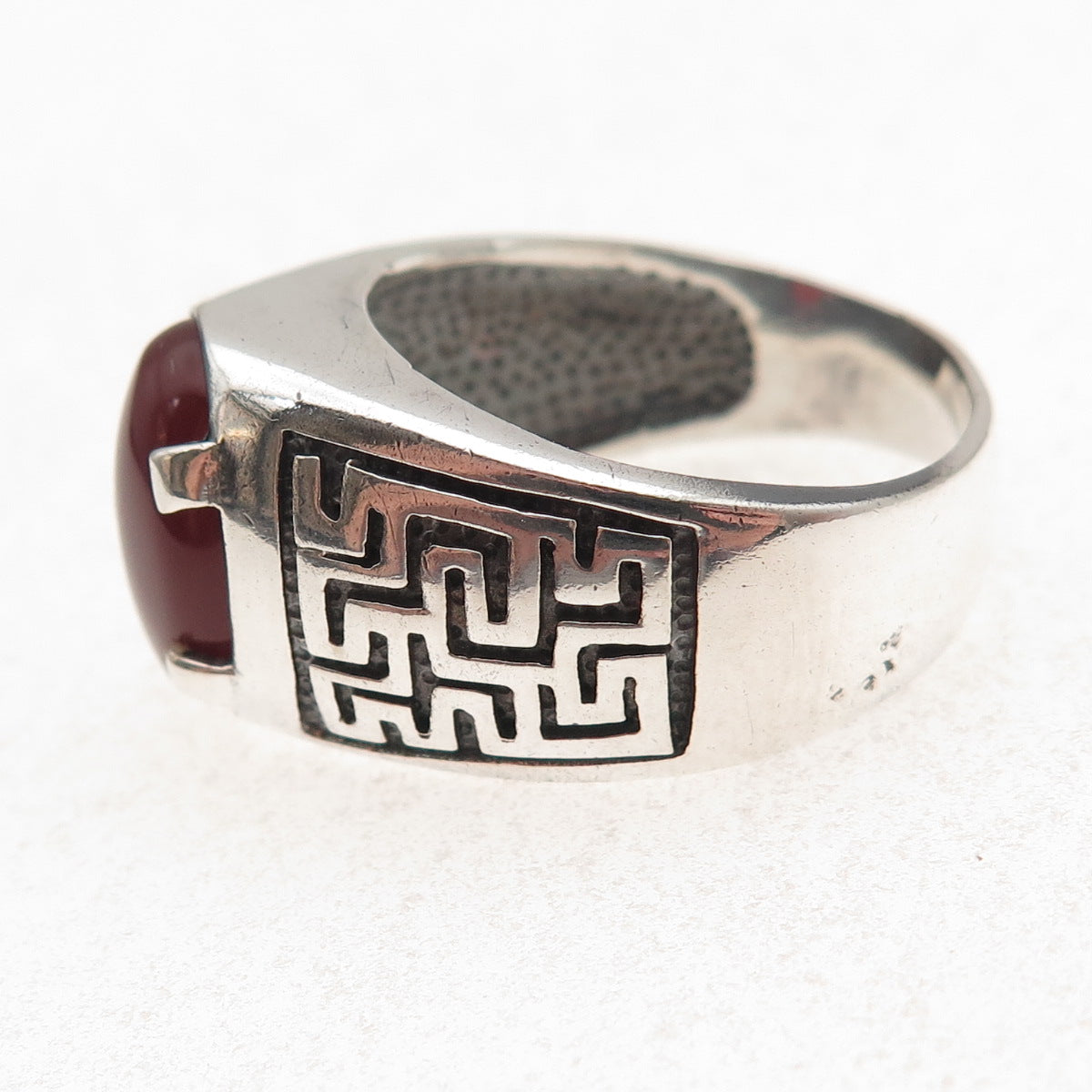 925 Sterling Silver Vintage Real Carnelian Maze Oxidized Ring Size 12