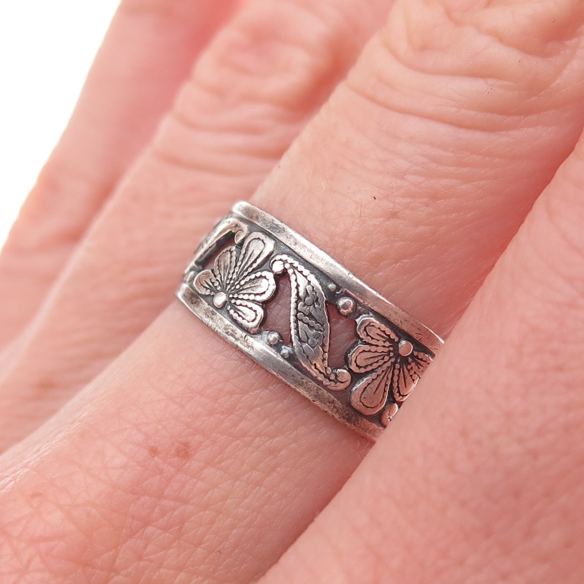 Uncas 925 Sterling Silver Antique Art Deco Floral Oxidized Band Ring Size 7