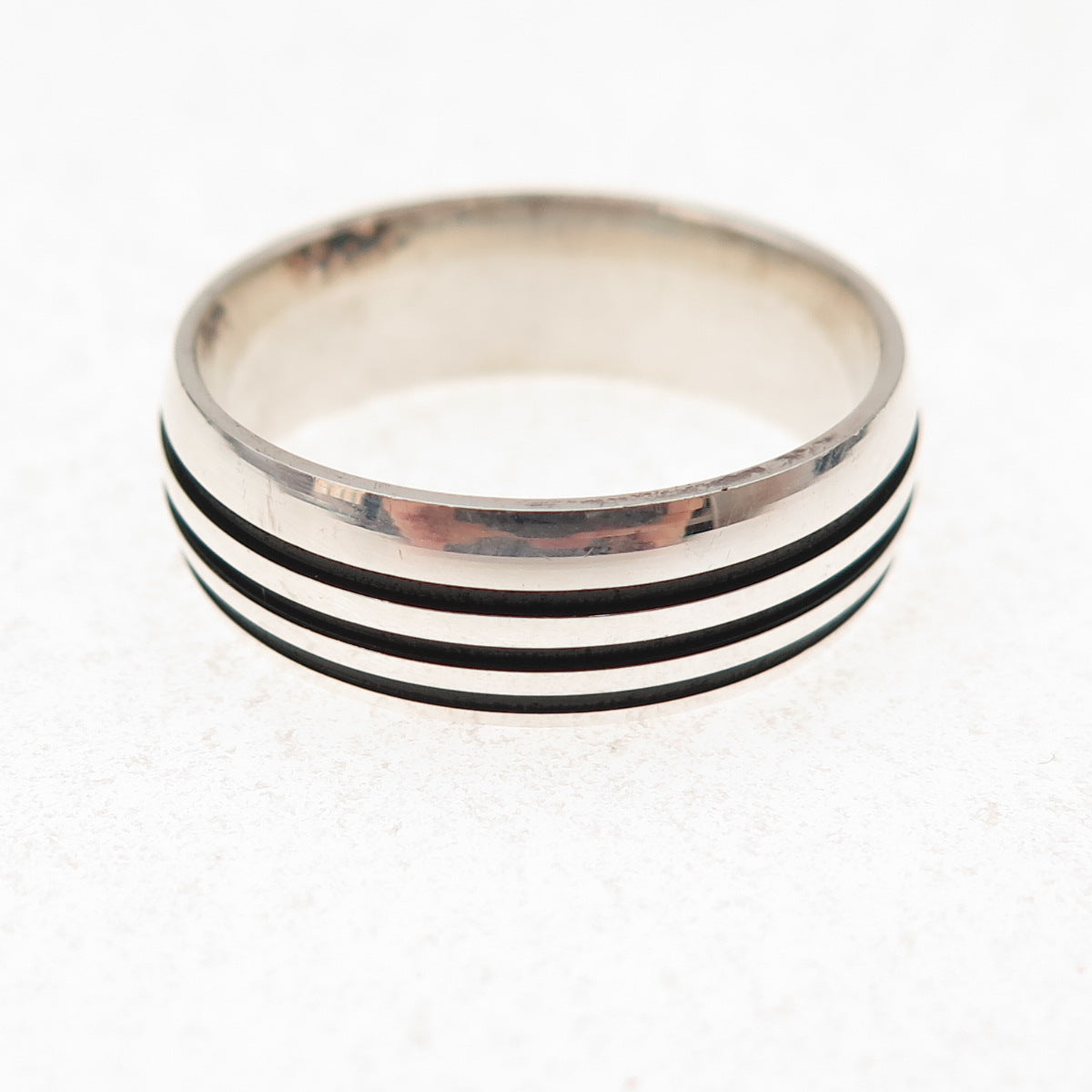 925 Sterling Silver Vintage Lined Oxidized Band Ring Size 10.25
