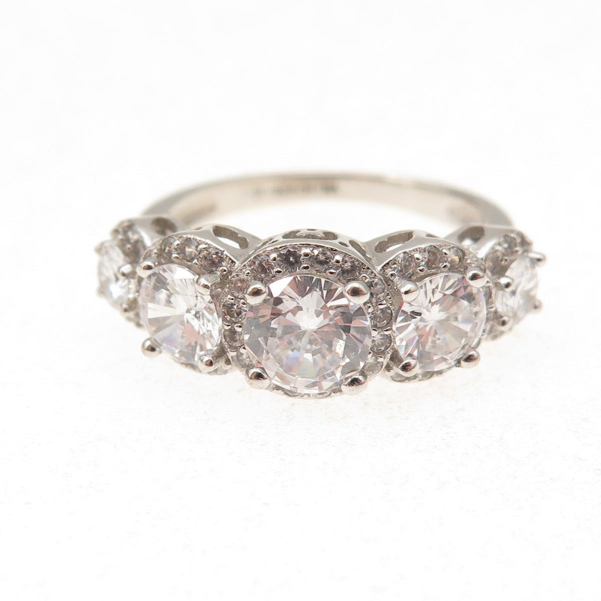 925 Sterling Silver Round-Cut C Z Engagement Ring Size 7.25